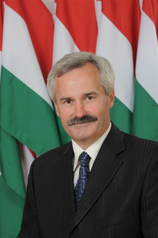 Dr. Tarcali Gábor